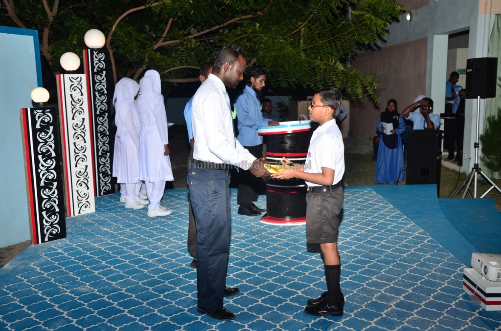 HS-PrizeDay2012-12