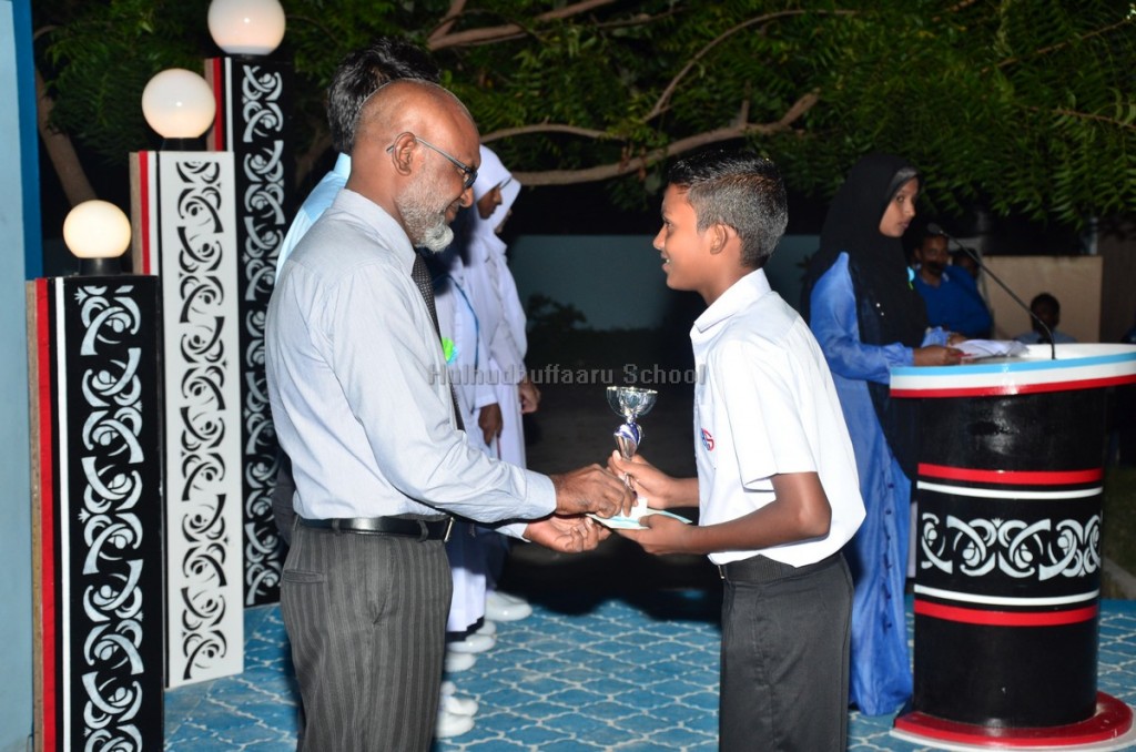 HS-PrizeDay2012-15